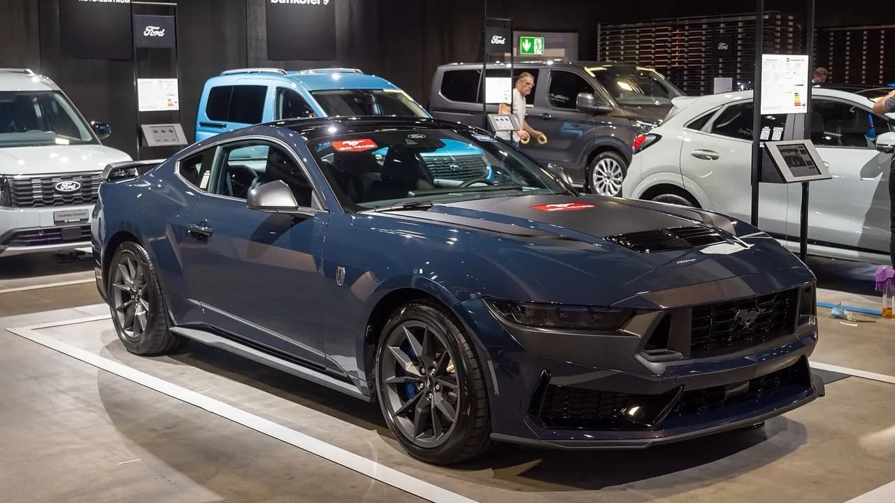 Ford Mustang Dark Horse de referencia. Ilustra la versión de la generación actual, no una unidad en venta.